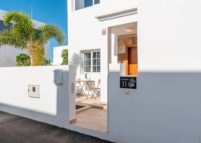 Casa Deleil Playa Blanca